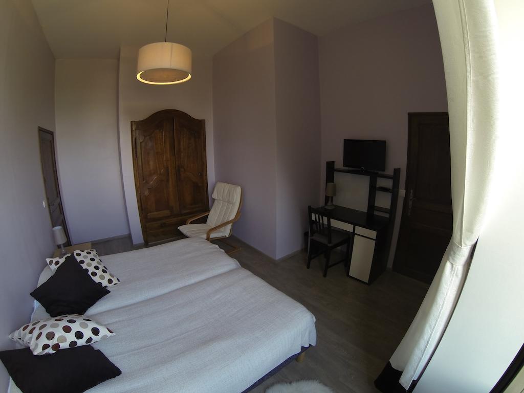 Residence Du Chateau De Begue 카죠봉 객실 사진